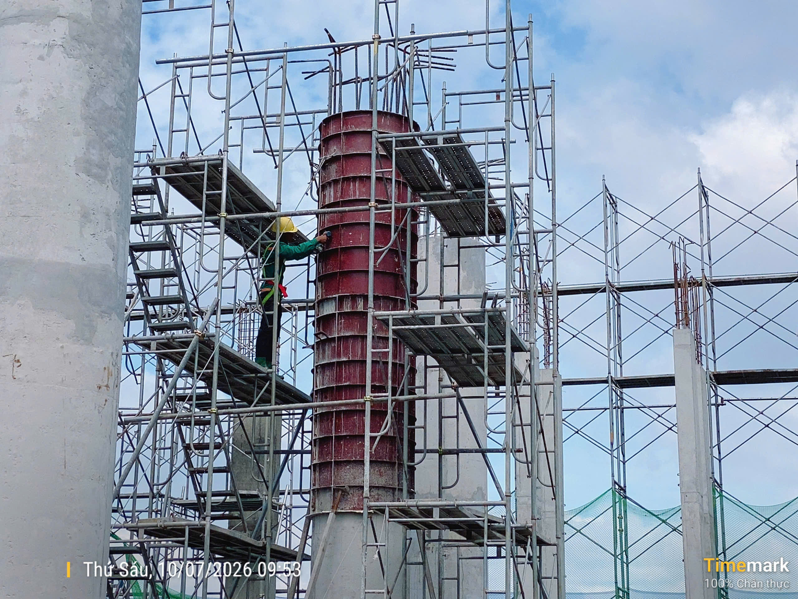 Cốp pha cột tròn